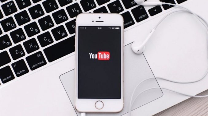 Cach-nghe-nhac-tren-youtube-khi-tat-man-hinh-samsung