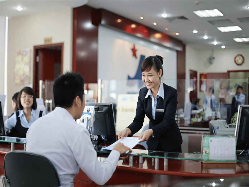 giờ làm việc ngân hàng MB Bank